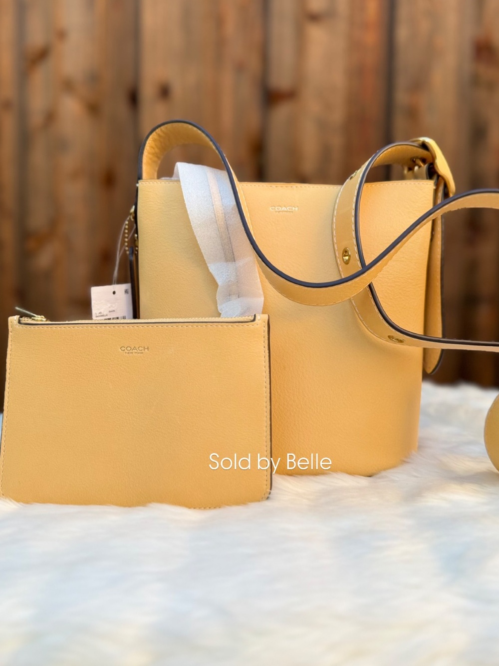 NWT Coach Bleecker Bucket 21 Vanilla